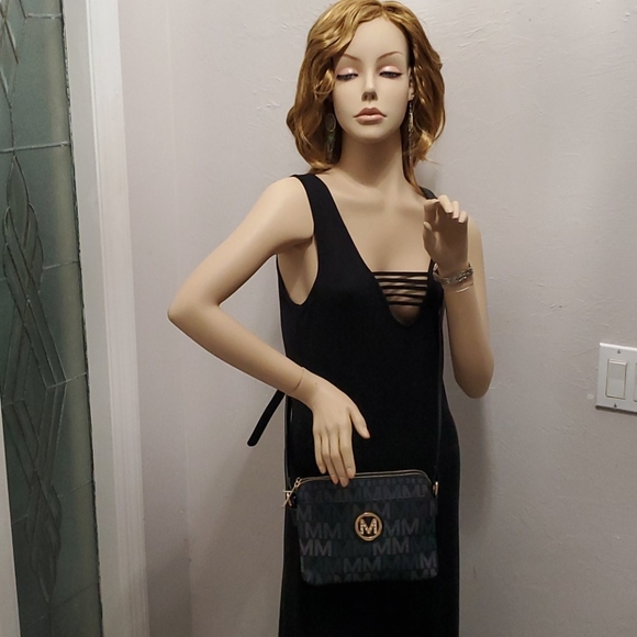 Purses black and gray crossbody. Adjustable strap - Picture 2 of 13